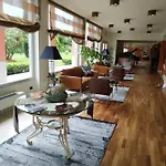 Charme Hotel 4*