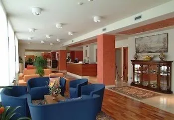 Charme Hotel 4*