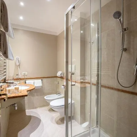 Charme Hotel 4*